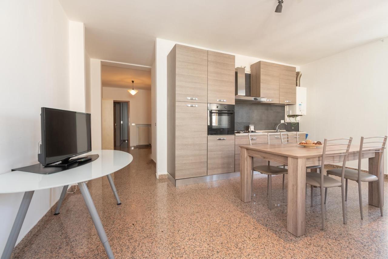 Appartamento Piazza Garibaldi - F&L Apartment Брешия Экстерьер фото